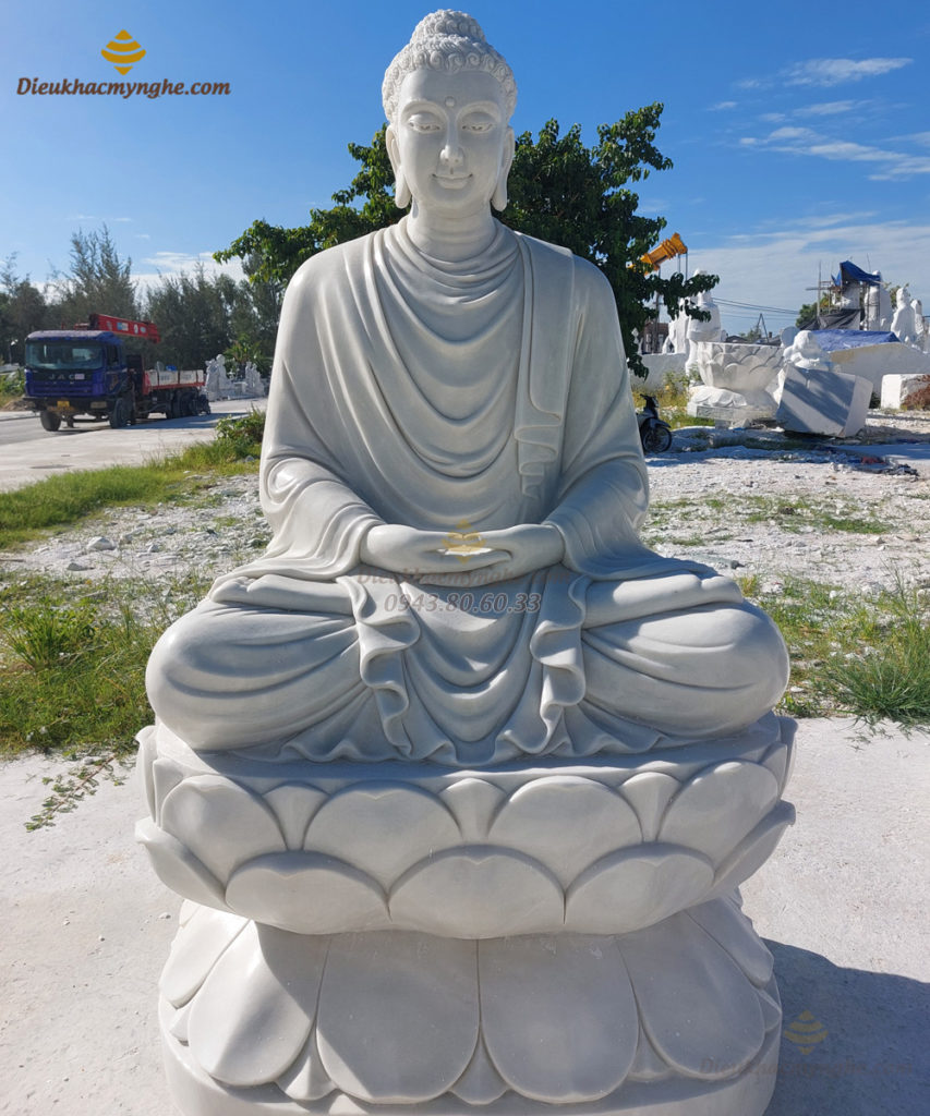 tượng phật thích ca ngồi thiền