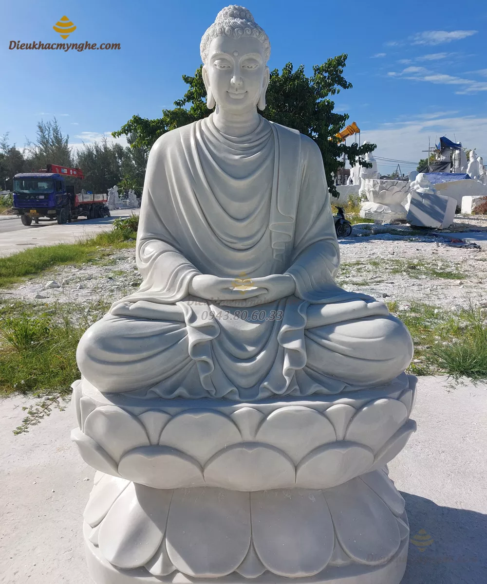 tượng phật thích ca ngồi thiền