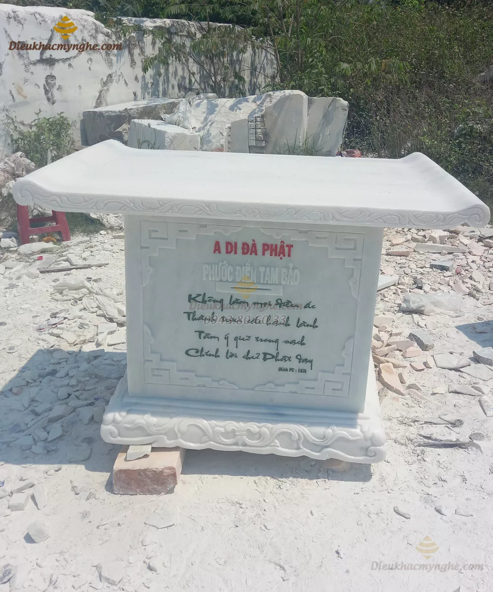 ban-le-da-trang-cham-khac-hoa-van-tinh-xao