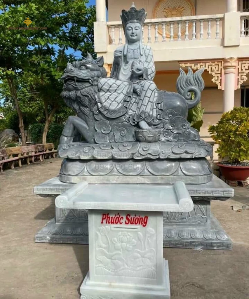 Tượng Địa Tạng Cưỡi Đề Thính Bằng Đá Xanh Cao 5m