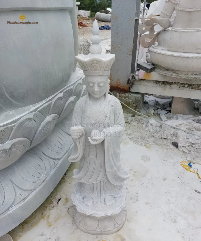 Tượng Địa Tạng Bồ Tát Đứng Đài Sen Bằng Đá Cao 80cm