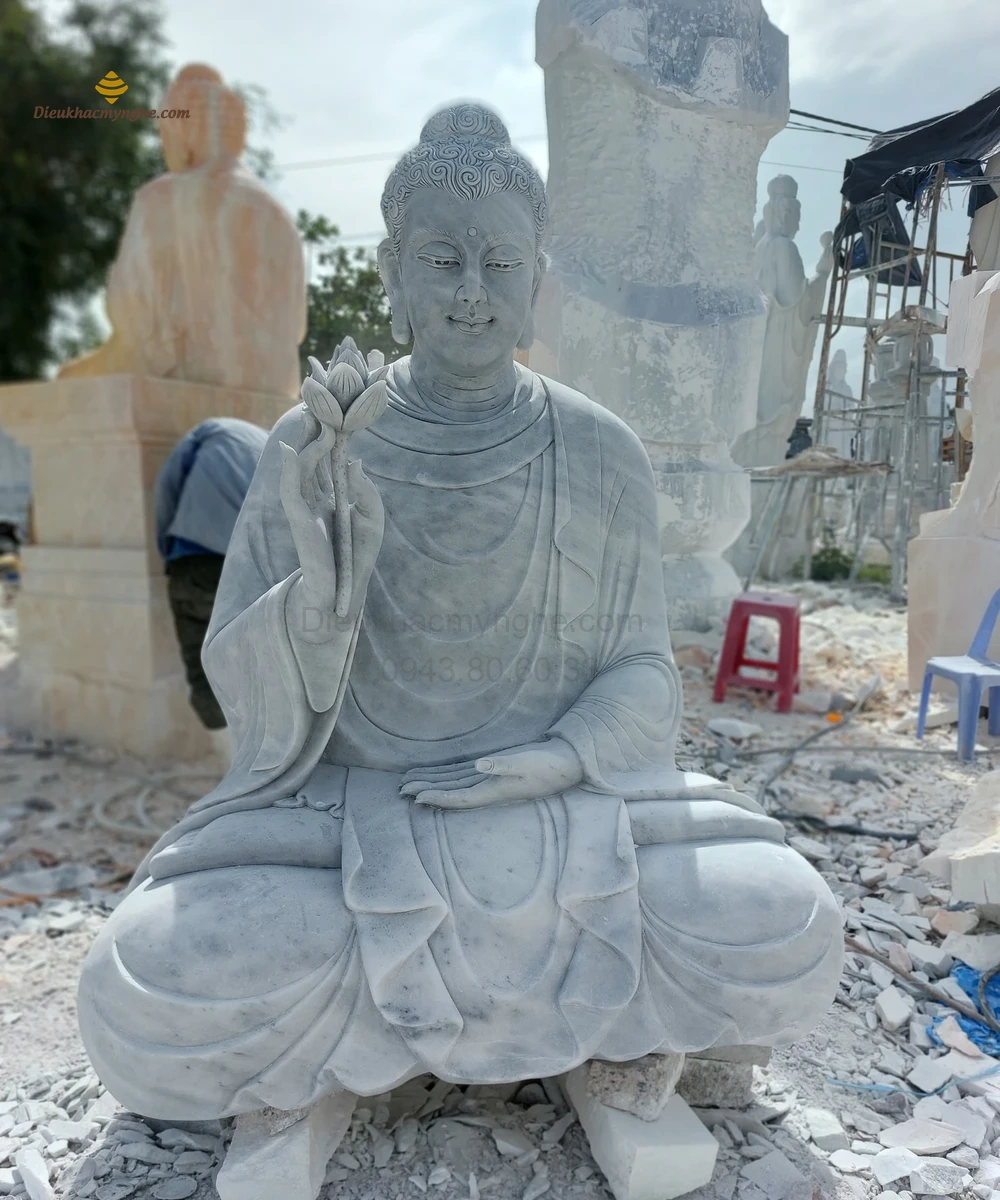 tượng đức phật thích ca mâu ni vi niêm hoa tiếu